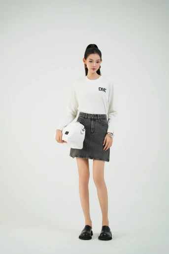 /assets/uploads/images/product/2025/thumbnail_DMC_BE_QUYEN_16_4-(4_of_104).webp