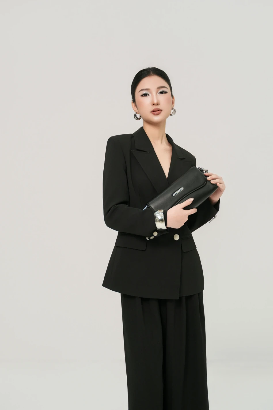 /assets/uploads/images/product/2026/MO_VNQ02999_copy.webp