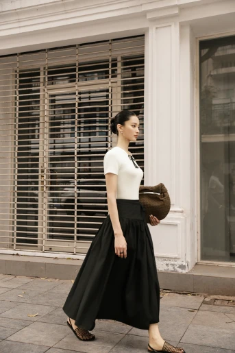 /assets/uploads/images/product/2026/thumbnail_172A6144_copy.webp