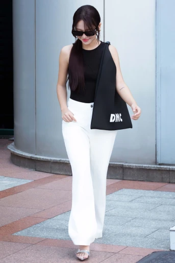 /assets/uploads/images/product/2026/LINH3986_copy.webp